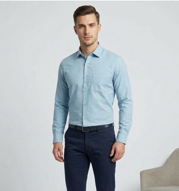 Men’s Sky Blue Heathered Chambray-Style Shirt (M)