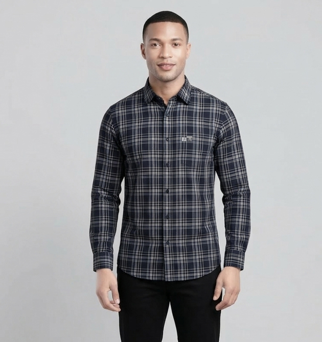 Men’s Midnight Navy & Slate Plaid Slim-Fit Shirt (L)