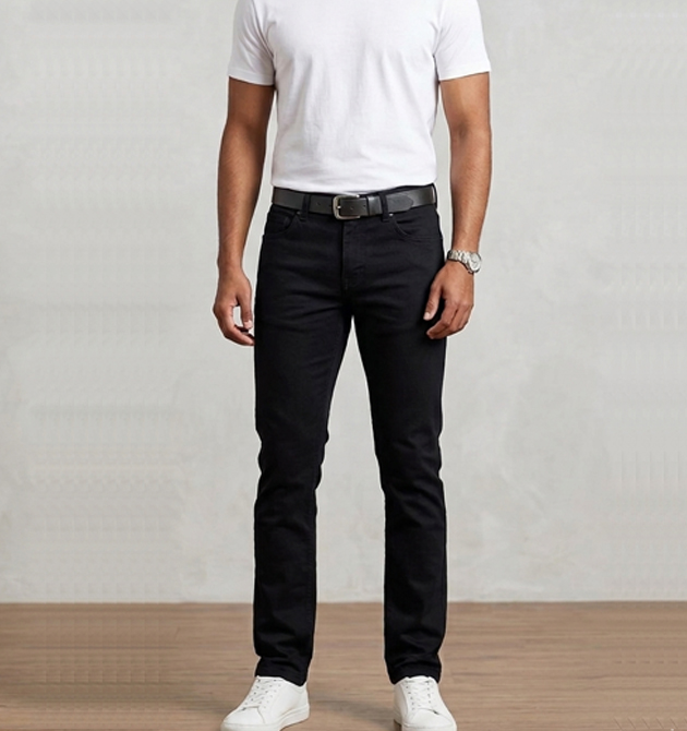 Men’s Slim-Straight Signature Denim (SIZE - 34)